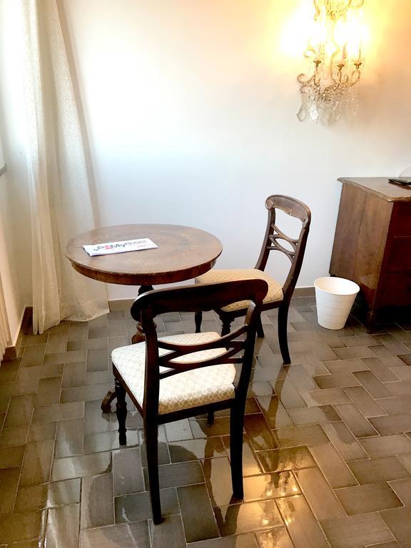Myroom A Un Passo Dal Centro อาเรซโซ ภายนอก รูปภาพ